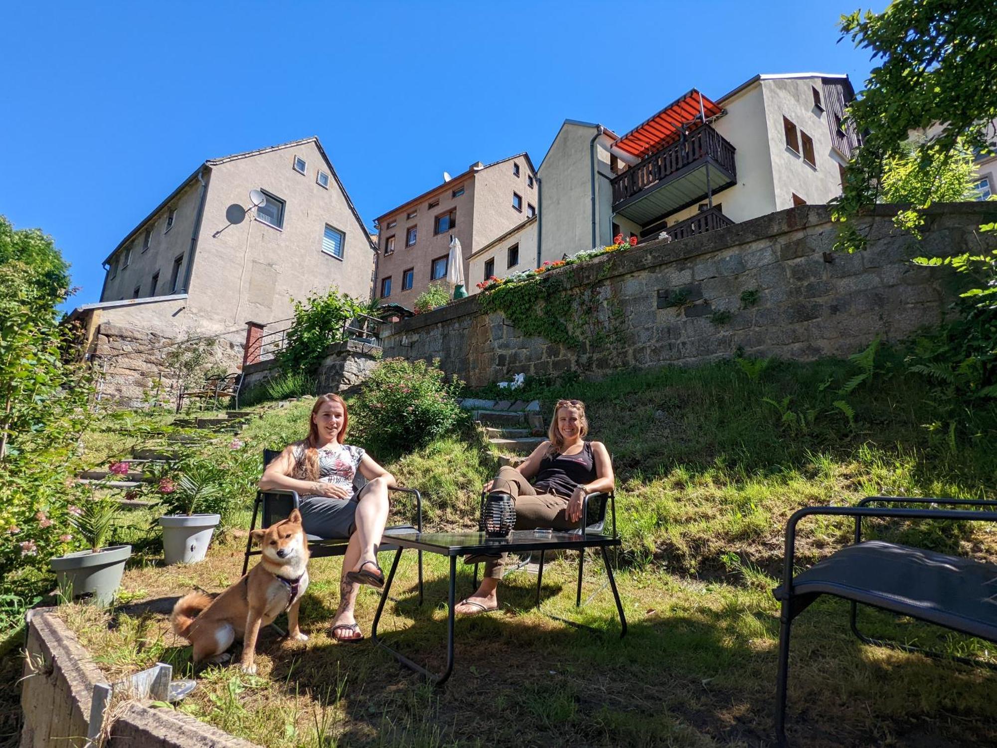 F2 - Urlaubsmagie Sauna, Whirlpool, Pool & Garten Sebnitz Zewnętrze zdjęcie