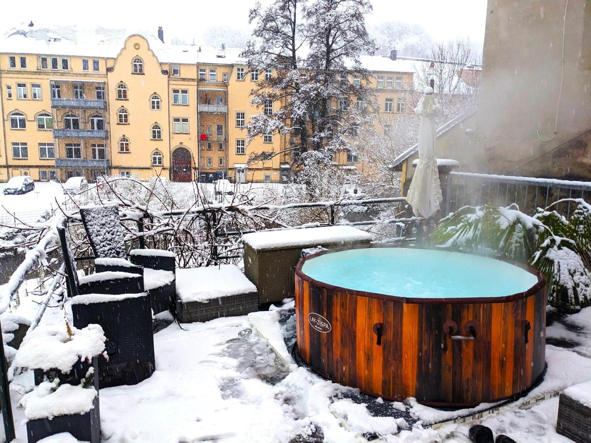F2 - Urlaubsmagie Sauna, Whirlpool, Pool & Garten Sebnitz Zewnętrze zdjęcie